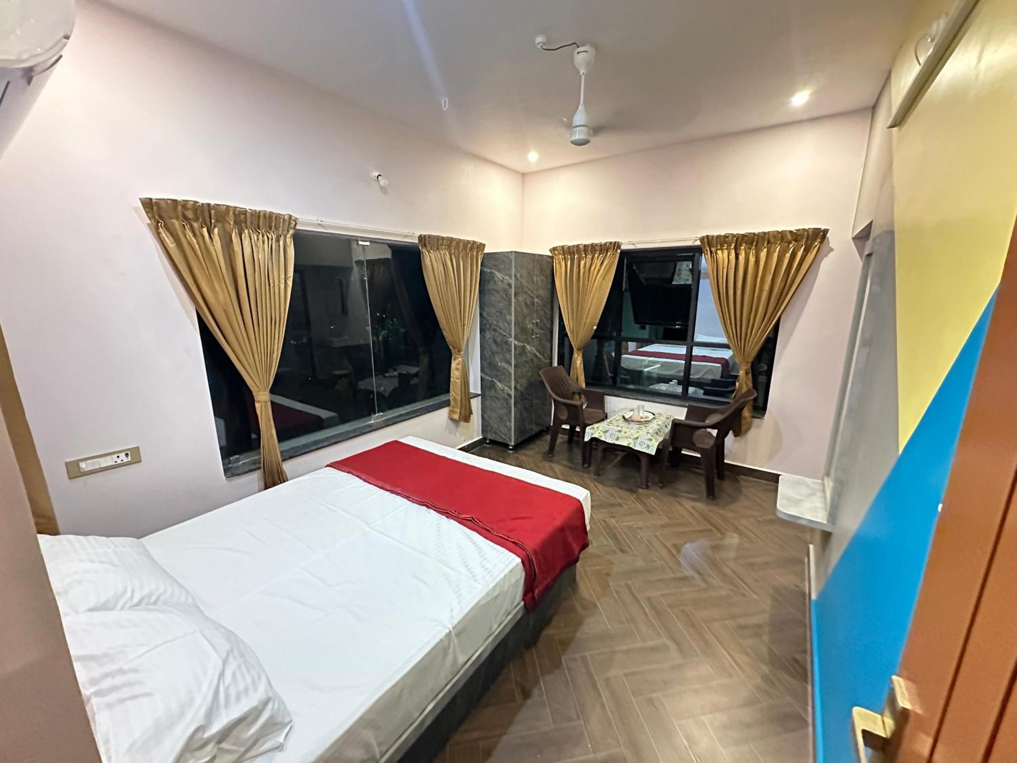 Om Lingeswaran Home Stay Tiruvannāmalai Exteriör bild