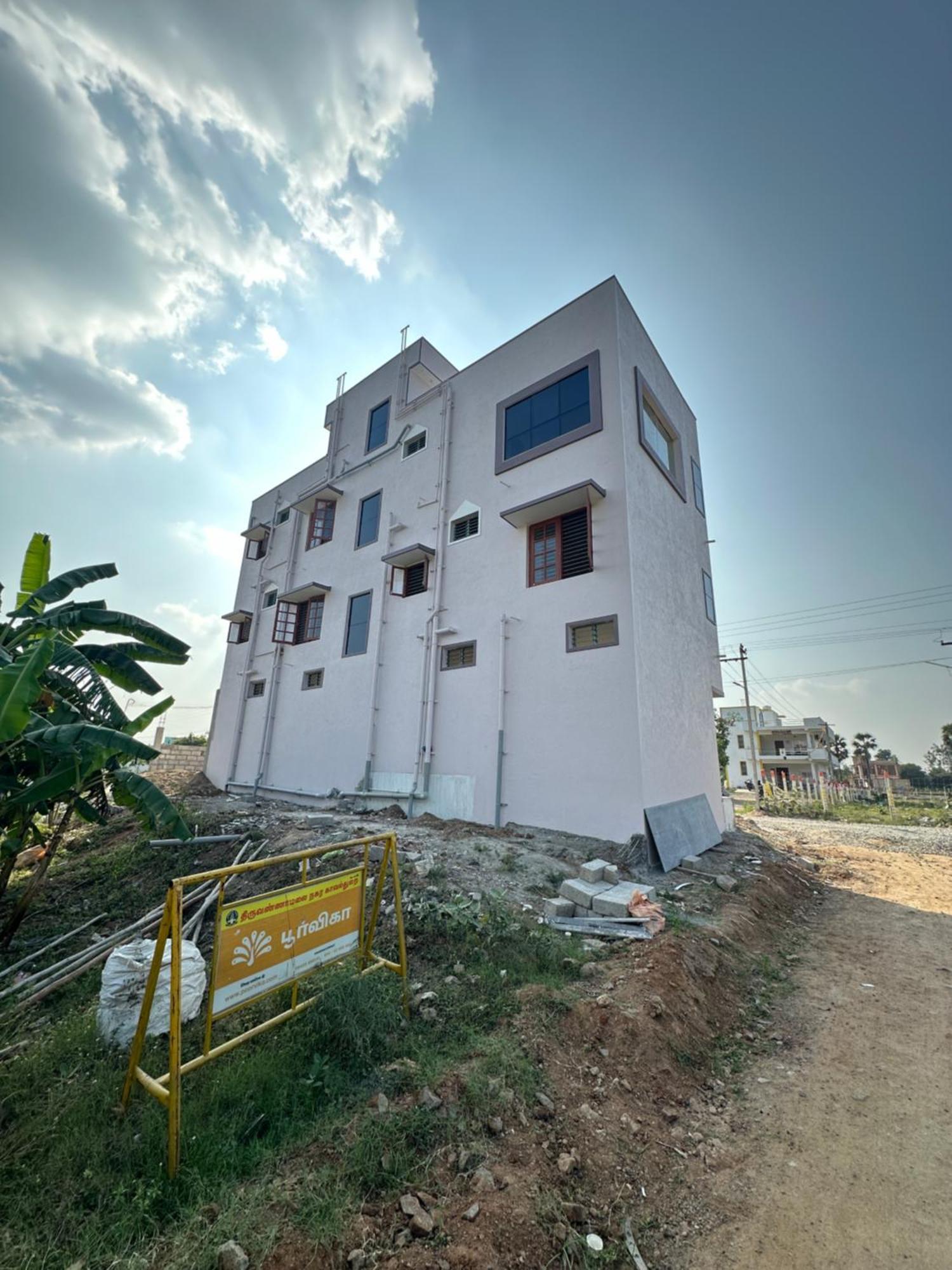 Om Lingeswaran Home Stay Tiruvannāmalai Exteriör bild