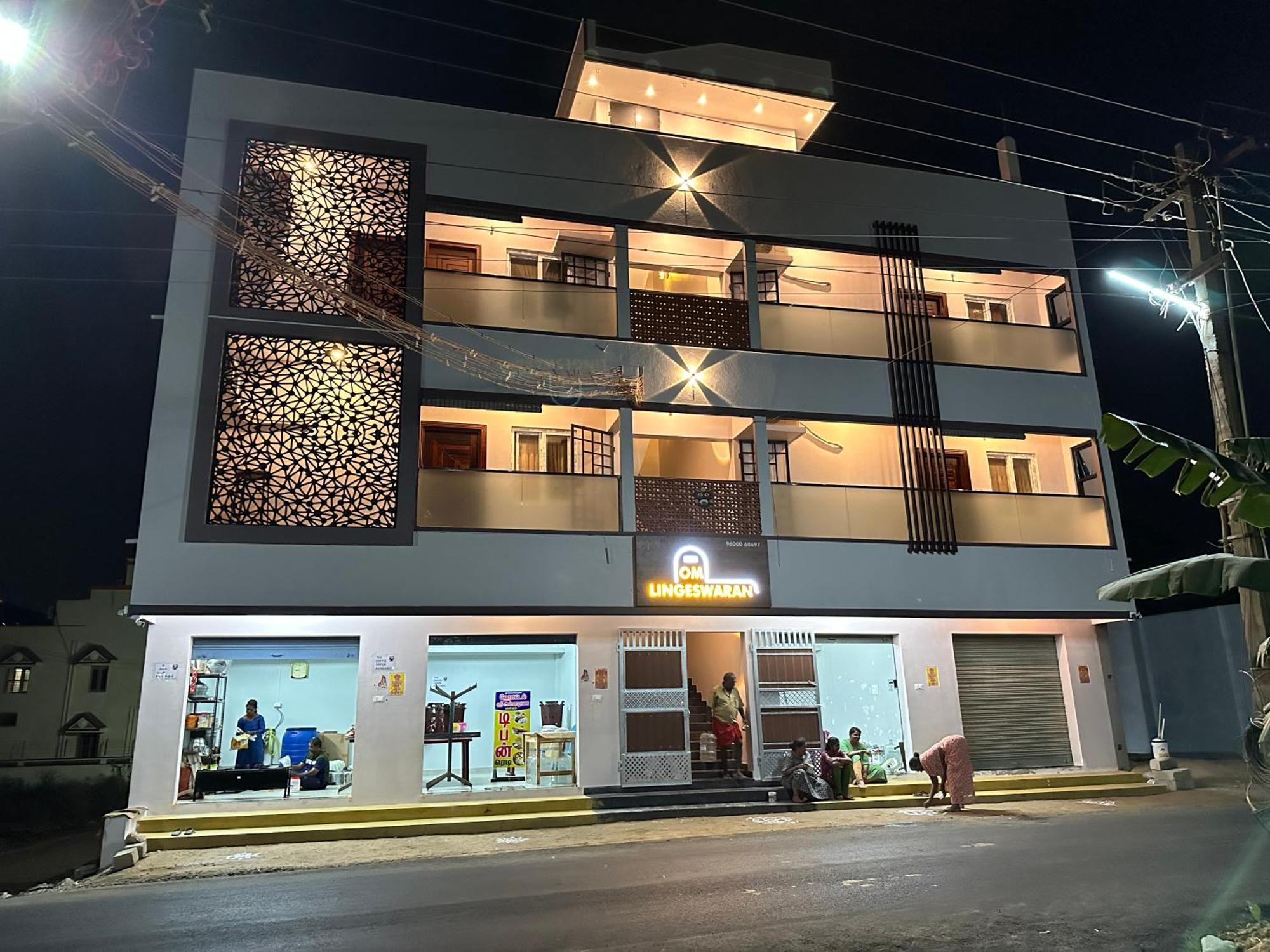 Om Lingeswaran Home Stay Tiruvannāmalai Exteriör bild